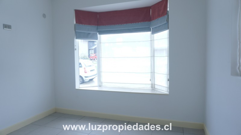 Monseñor J. Hourton  Nº2060, C- 88, Cond. Mirador II - Luz Propiedades