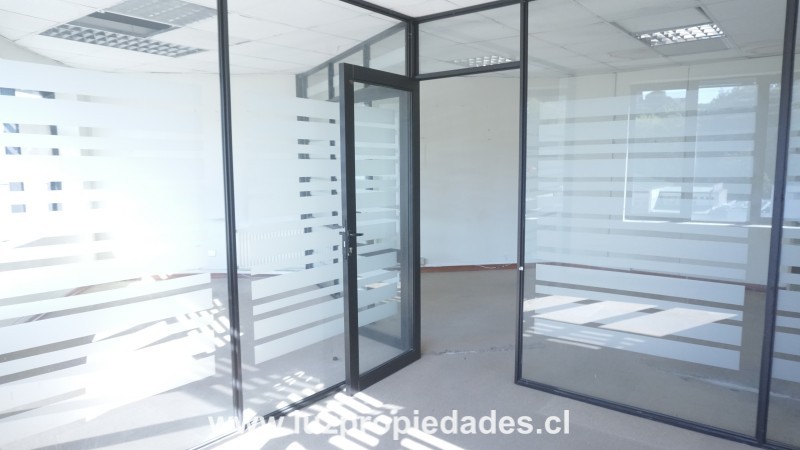 Benavente N&ordm;405, Of.605, Ed. Puerto Nuevo - Luz Propiedades