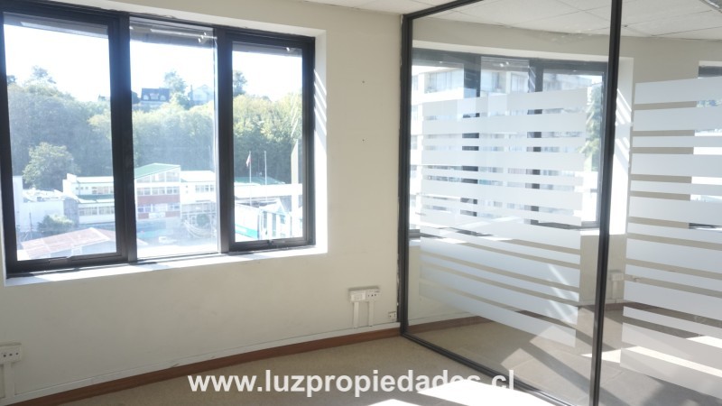 Benavente N&ordm;405, Of.605, Ed. Puerto Nuevo - Luz Propiedades