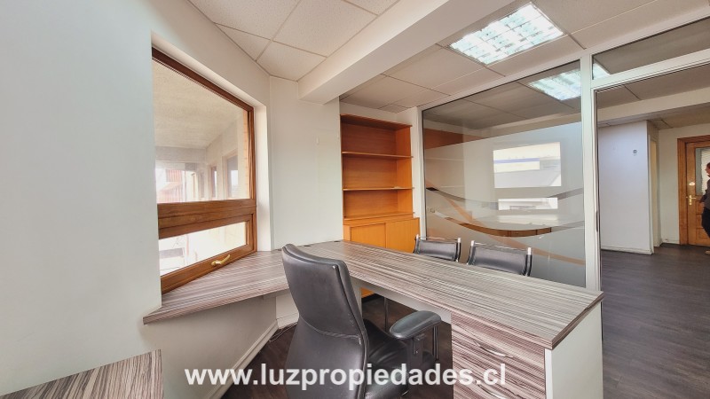 Antonio Varas N°216, Of. 403, Ed. Torres del Puerto - Luz Propiedades