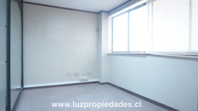 Benavente Nº840, Ed. Baquedano, Of. 208 - Luz Propiedades