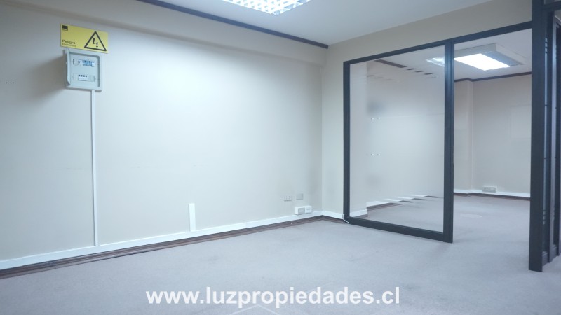 Benavente Nº840, Ed. Baquedano, Of. 208 - Luz Propiedades
