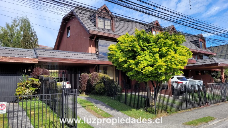 Colón N°622, sector Seminario - Luz Propiedades