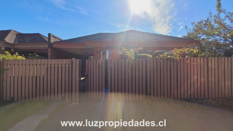 Los Castaños Nº 233, Valle Volcanes - Luz Propiedades