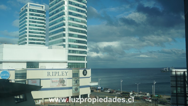 Urmeneta Nº305, Of. 711, Edificio Los Héroes - Luz Propiedades