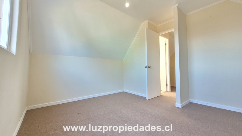 Velero Grasbrook N°2599, Parque Fundadores, La Vara - Luz Propiedades