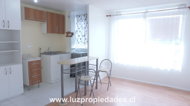 Av. Presidente Ibáñez Nº2370, Depto. 24, T-2, Condominio Altos de Angelmó - Luz Propiedades
