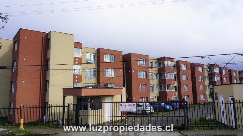 Av. Presidente Ibáñez Nº2370, Depto. 24, T-2, Condominio Altos de Angelmó - Luz Propiedades