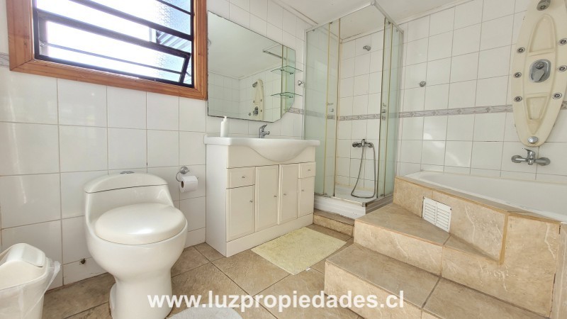 Quellón N°5 esquina Presidente Ibáñez - Luz Propiedades
