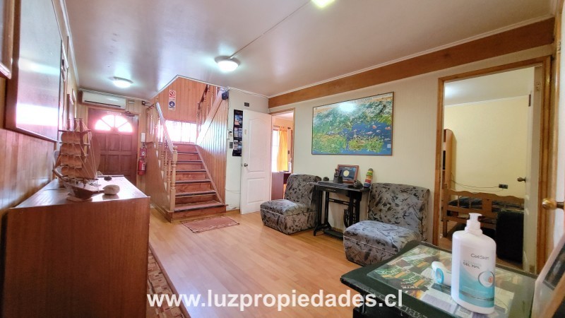 Quellón N°5 esquina Presidente Ibáñez - Luz Propiedades