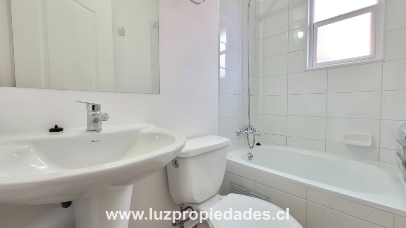 Alanqueo N&deg;4674, Santuario de la Laguna, Valle Volcanes - Luz Propiedades