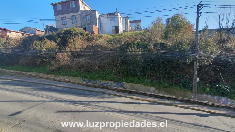 Balmaceda N°329 - Luz Propiedades