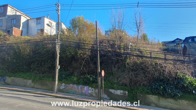 Balmaceda N°329 - Luz Propiedades