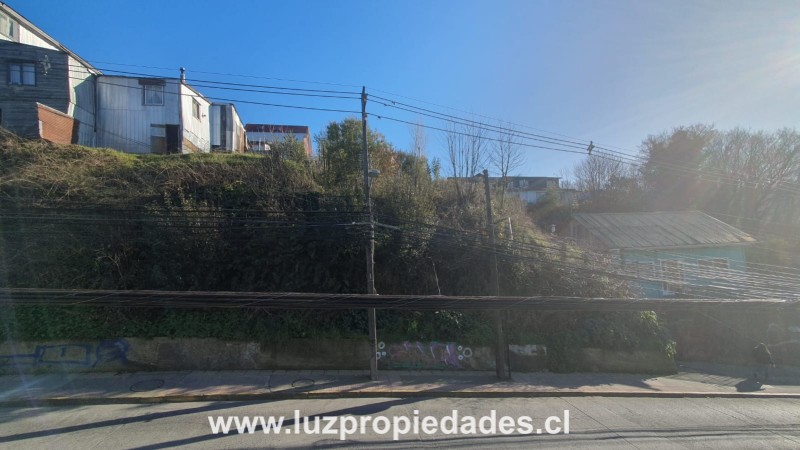 Balmaceda N°329 - Luz Propiedades
