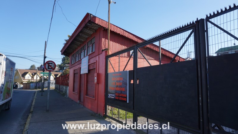 Ecuador Nº1.120 Esq. Perez Rosales - Luz Propiedades