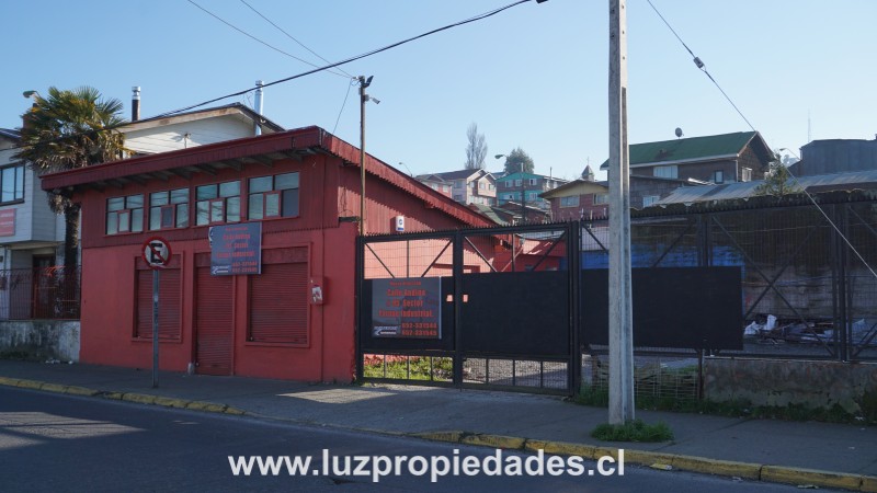 Ecuador Nº1.120 Esq. Perez Rosales - Luz Propiedades