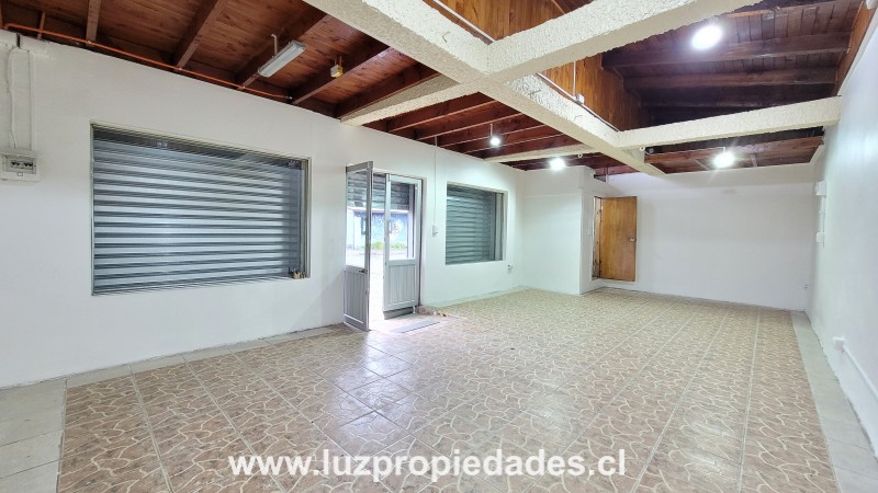 Ecuador Nº1.120 Esq. Perez Rosales - Luz Propiedades