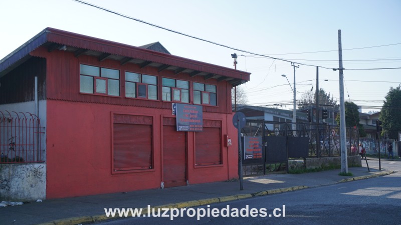 Ecuador Nº1.120 Esq. Perez Rosales - Luz Propiedades