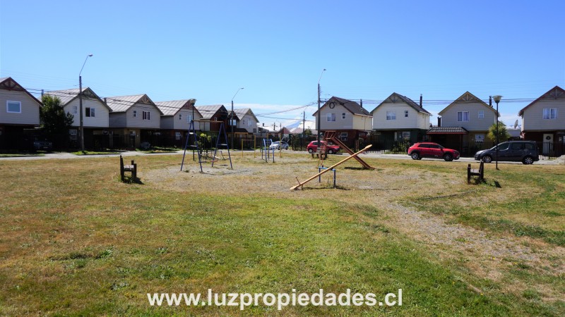 Pj. Isla Calmache Nº1011, Altos de Tenglo - Luz Propiedades