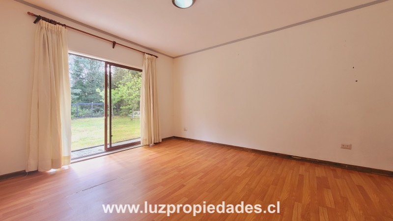 Psj. Los Robles, Parcela N&deg;19,  Senda Central, La Vara - Luz Propiedades