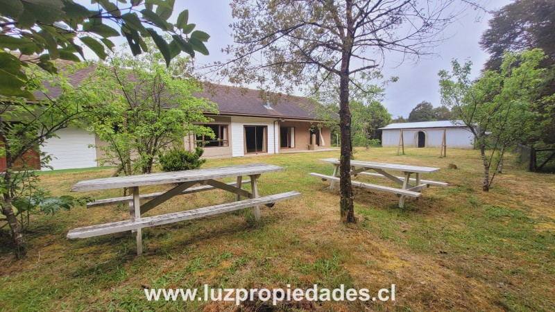 Psj. Los Robles, Parcela N&deg;19,  Senda Central, La Vara - Luz Propiedades