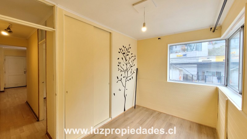 Tucapel Nº70, Las Dalias 203 - Luz Propiedades