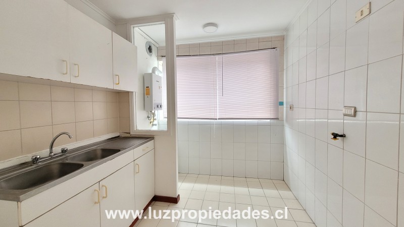Tucapel Nº70, Las Dalias 203 - Luz Propiedades