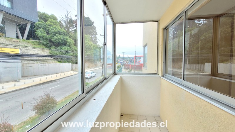 Tucapel Nº70, Las Dalias 203 - Luz Propiedades