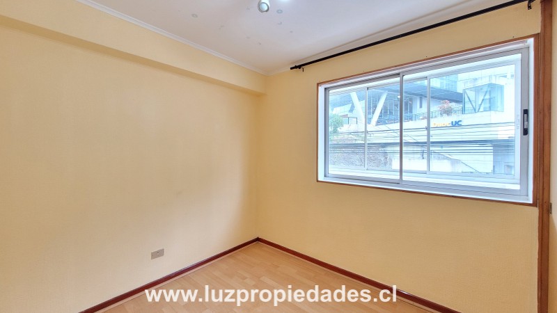 Tucapel Nº70, Las Dalias 203 - Luz Propiedades