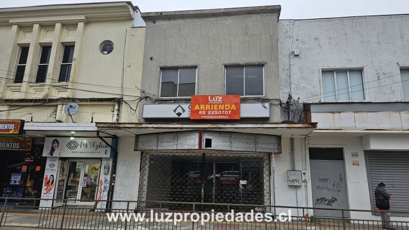 Urmeneta N°483, Local A - Luz Propiedades