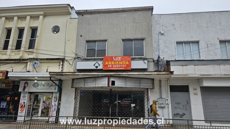 Urmeneta N°483, Local A - Luz Propiedades